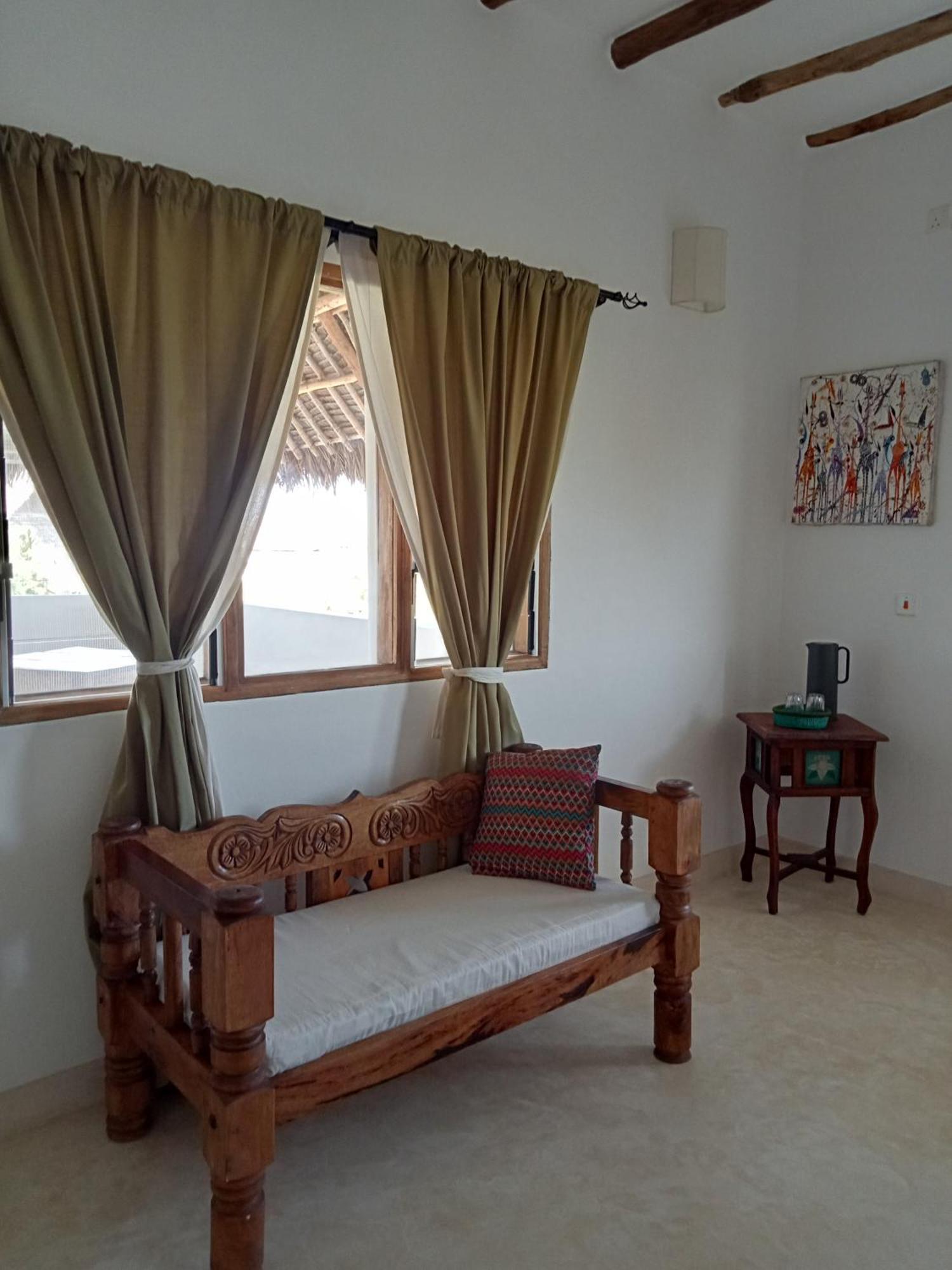 לינה וארוחת בוקר וואטאמו Shira House מראה חיצוני תמונה
