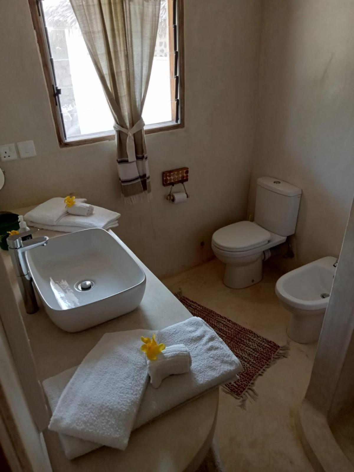 לינה וארוחת בוקר וואטאמו Shira House מראה חיצוני תמונה