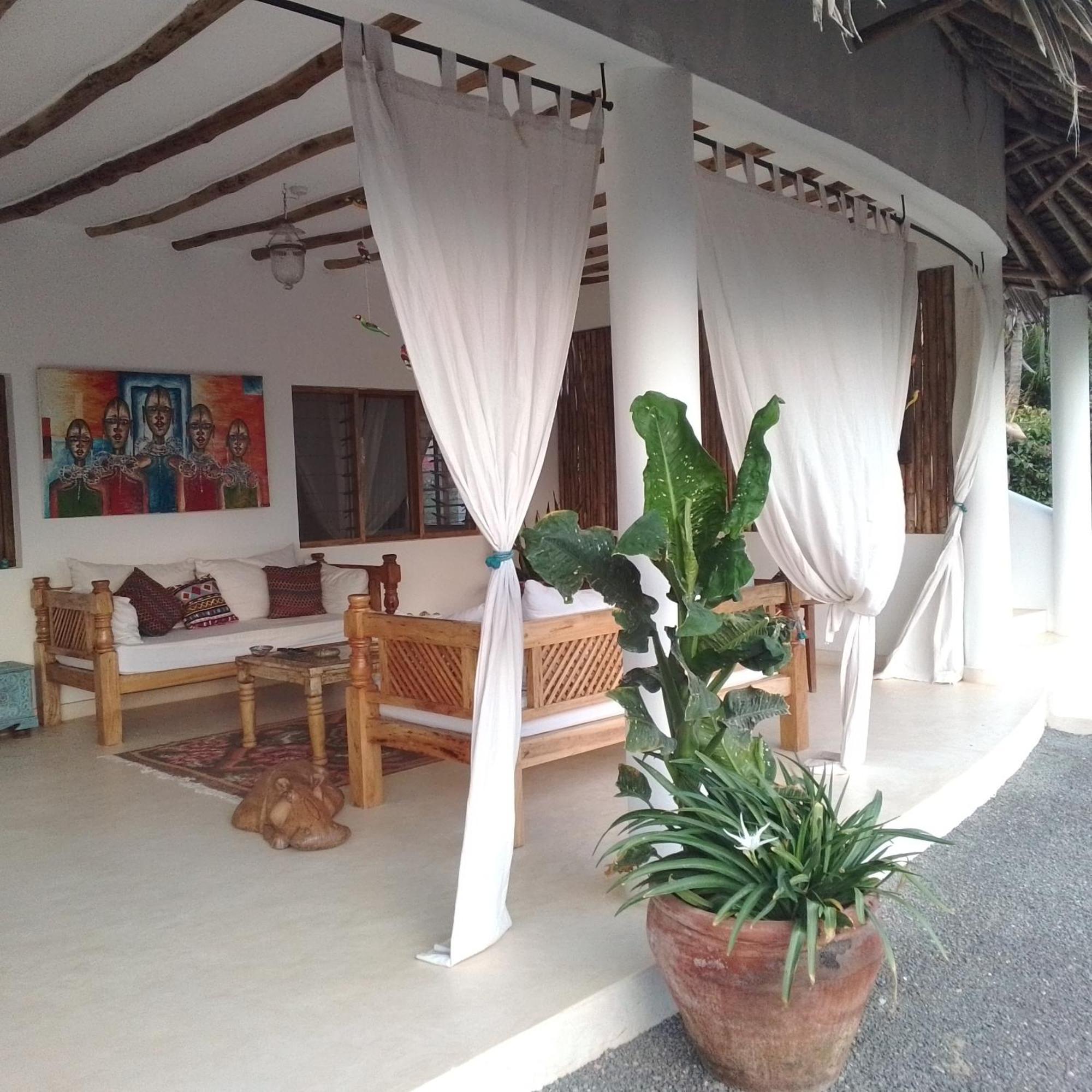 לינה וארוחת בוקר וואטאמו Shira House מראה חיצוני תמונה