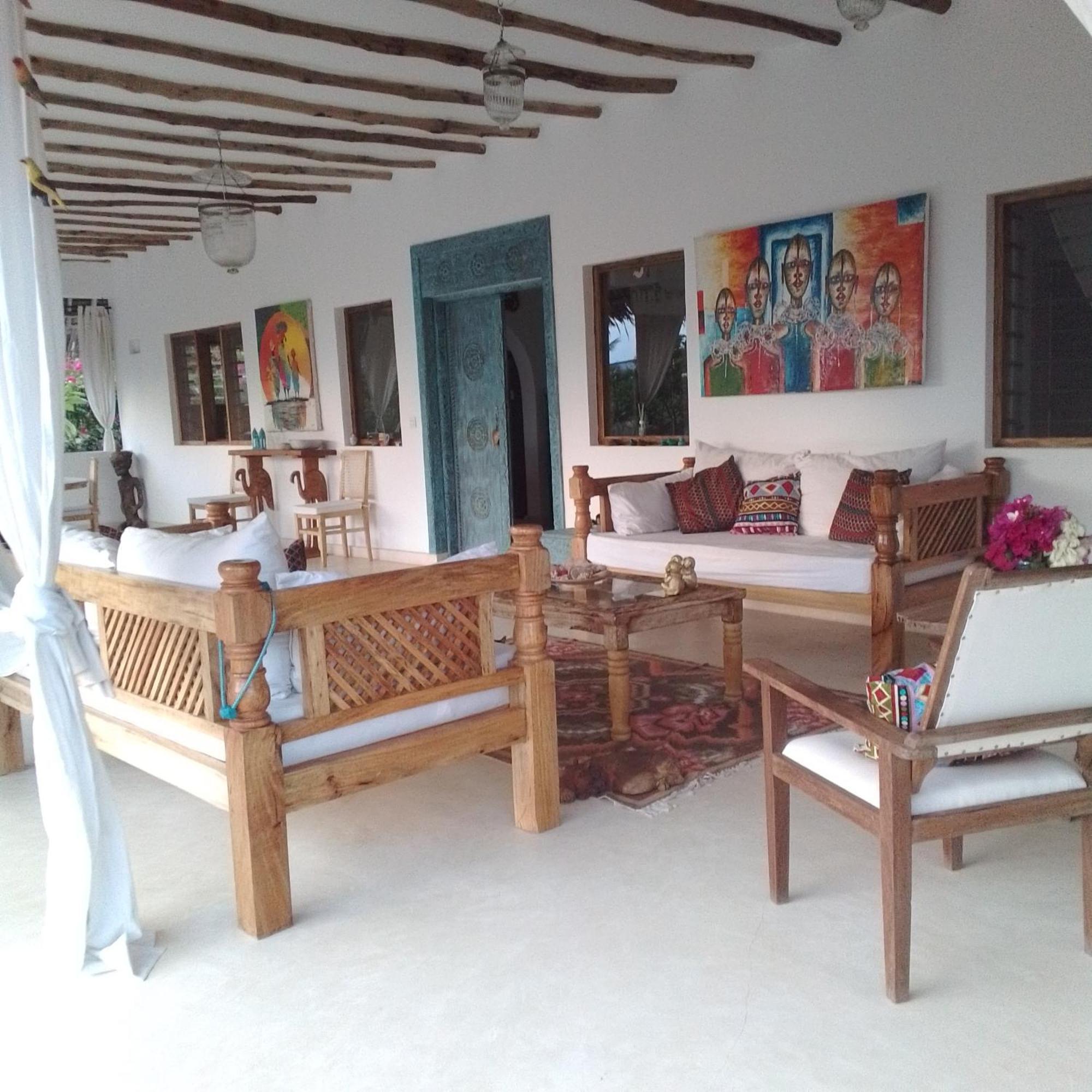 לינה וארוחת בוקר וואטאמו Shira House מראה חיצוני תמונה